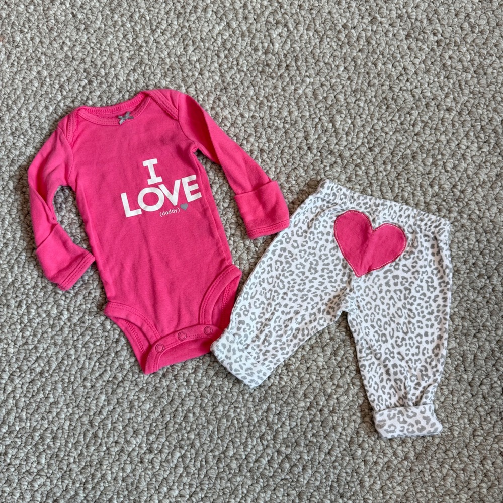 Carters Baby Girl Size Newborn Outfit Set Pink I Love Daddy Bodysuit